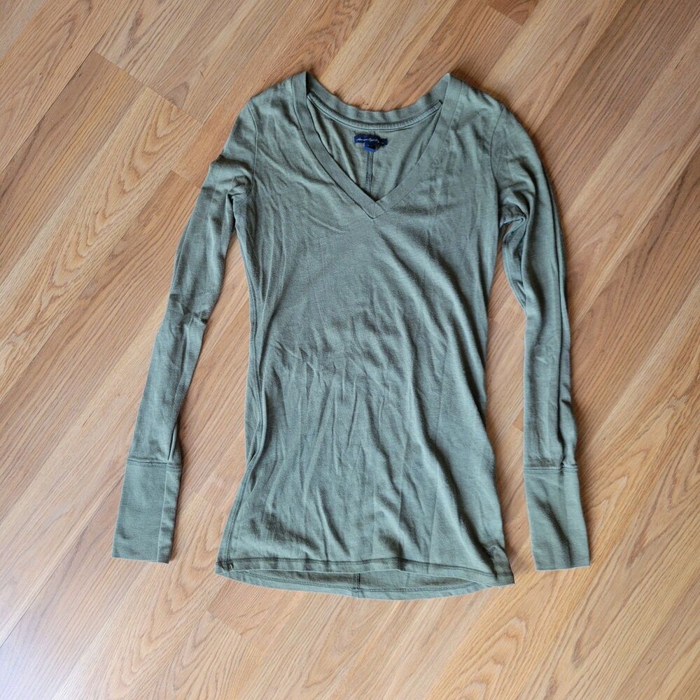 American Eagle Soft & Sexy Olive Green V-Neck Long Sleeve Top - Size M